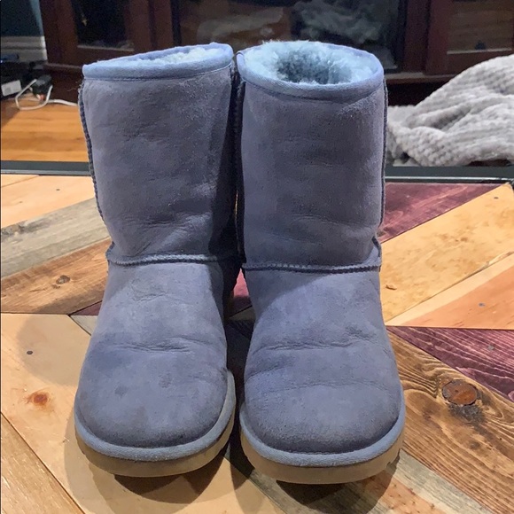 Ugg Shoes Blue Short Uggs Poshmark